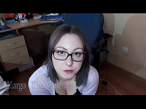 ❤️ Seksi djevojka s naočalama duboko siše dildo na kameri ❤ Analni video na hr.fullpornercom.ru ️❤